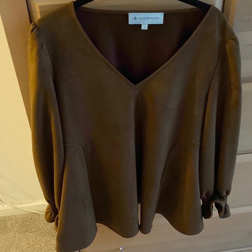 Tuckernuck brown top